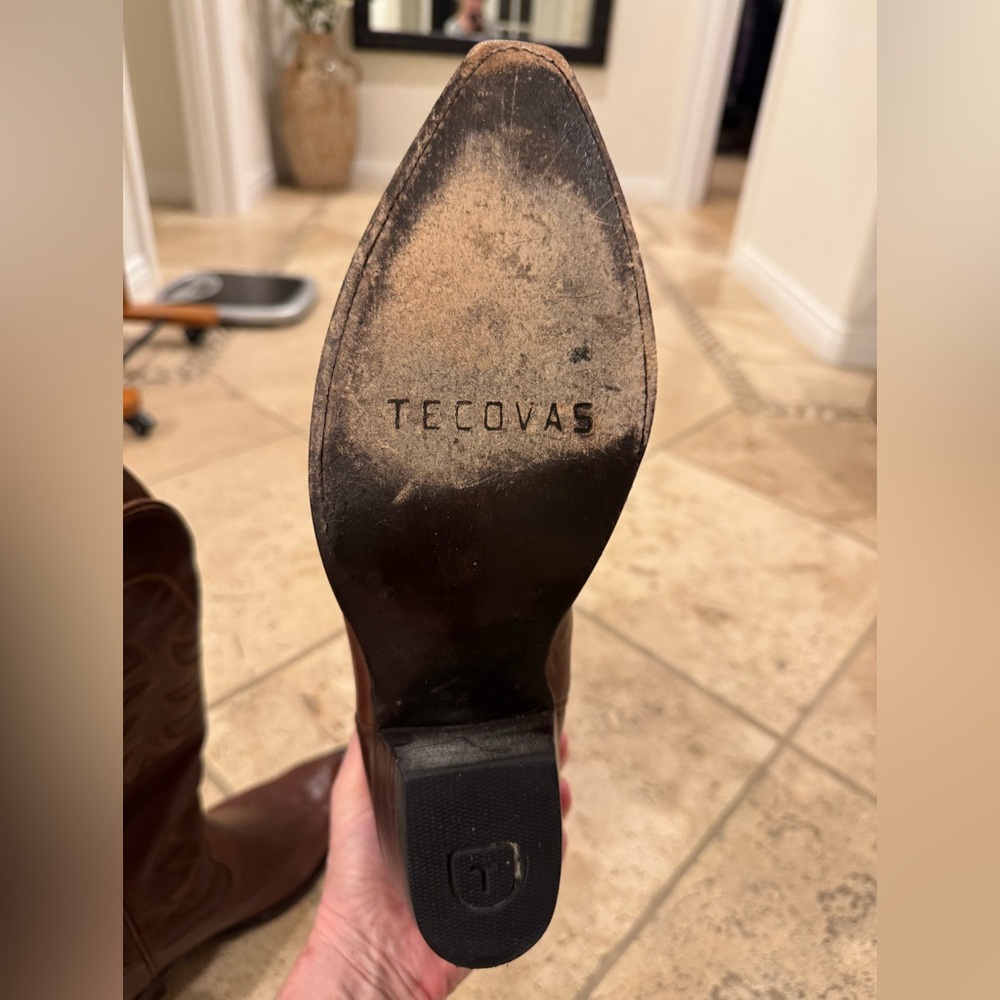 Tecovas “Annie” Brown Cowboy Boots with Stitch Detailing - Picture 9 of 10